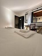 Clivias Hostel