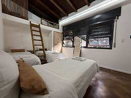 Clivias Hostel
