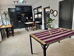 Clivias Hostel