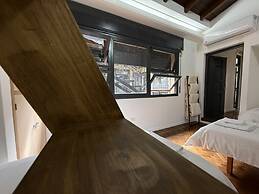 Clivias Hostel