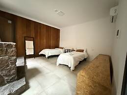 Clivias Hostel