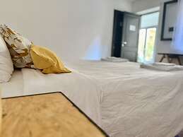 Clivias Hostel