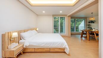 Chuncheon Haven Forest Pension