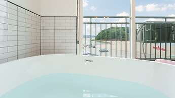 Samcheok Kong & Bee Ocean View Spa Pensi