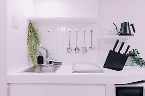 Minimalist Loft 602