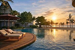Quenzo Beach Resort