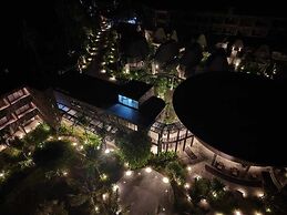Quenzo Beach Resort