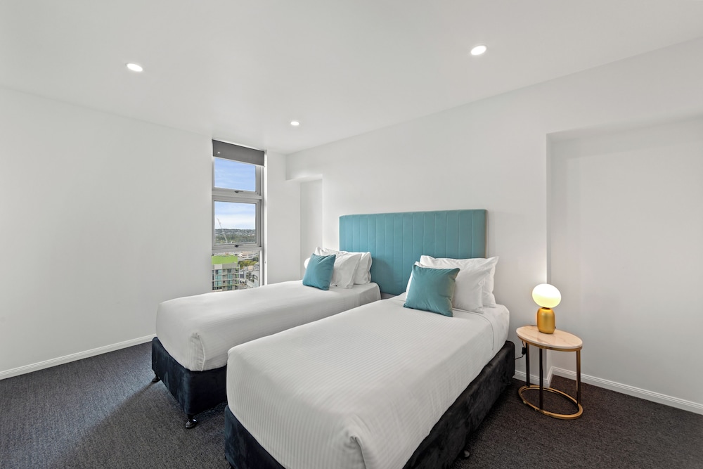 CLLIX Brisbane Central Apartments
