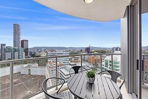 CLLIX Brisbane Central Apartments