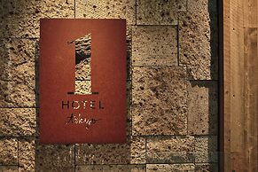 1 Hotel Tokyo