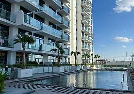 Spacious 3BR in Azizi Riviera by Bespoke