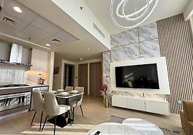 Spacious 3BR in Azizi Riviera by Bespoke