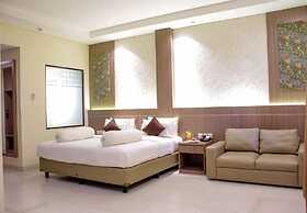 Nevada Ketapang Hotel