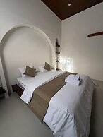 Malasama suites hotel