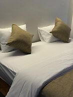 Malasama suites hotel