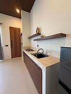 Malasama suites hotel