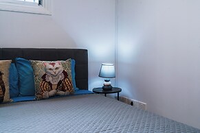 Cosy & Central Larnaca Suite