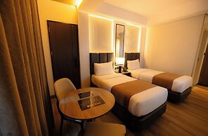 Vibe Hotel Alabang