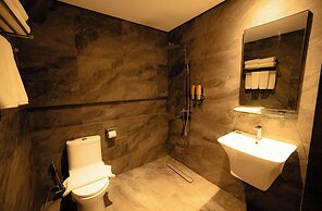 Vibe Hotel Alabang