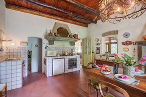 Villa Fiora Tra Le Colline E Il Lago