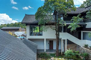 Xunmiri Qinin Villa