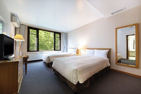 Yatsugatake Kogen Lodge
