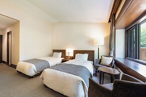 Yatsugatake Kogen Lodge