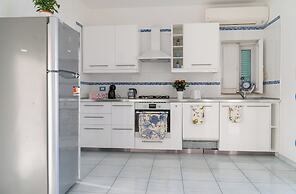 La Perla Blu - De Vivo Realty