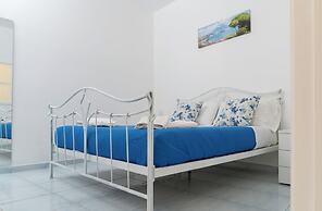 La Perla Blu - De Vivo Realty