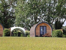Honeypot Hideaways - Manuka