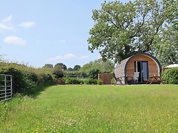 Honeypot Hideaways - Acacia