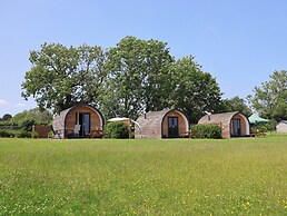 Honeypot Hideaways - Clover