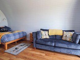 Honeypot Hideaways - Clover
