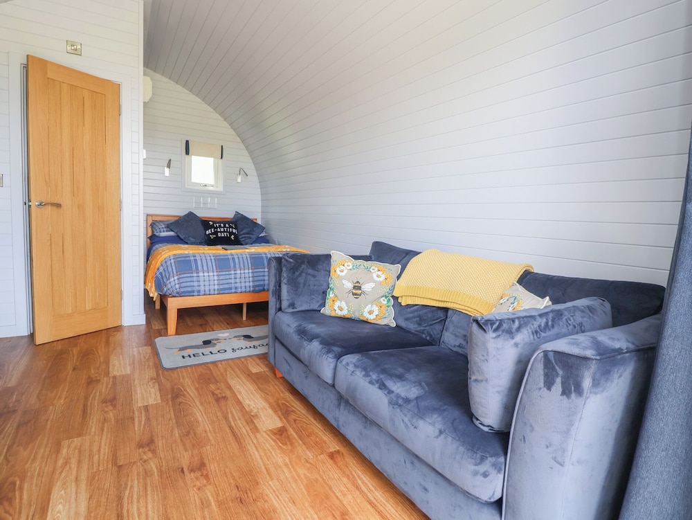 Honeypot Hideaways - Clover