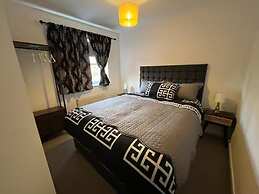 Spacious Comfortable Central Derby 2-bed Apartment