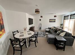 Spacious Comfortable Central Derby 2-bed Apartment