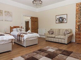 Littleham Court Manor