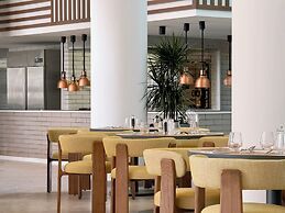 Imperial Island by Louis Hotels