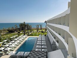 Imperial Island by Louis Hotels