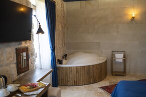 Sv Valinor Stone House