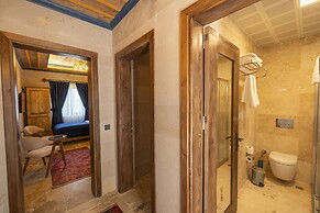 Sv Valinor Stone House