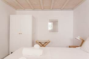Athens Residence - Cozy Gem Near Acropolis