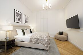 RAFAEL KAISER - Signature Apartments