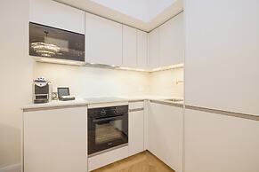 RAFAEL KAISER - Signature Apartments
