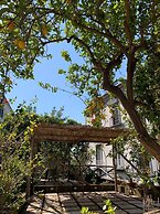 Annygiò House - De Vivo Realty
