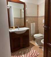 Annygiò House - De Vivo Realty