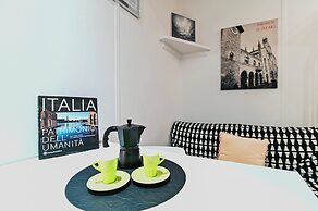 Chic apt near Duomo di Como