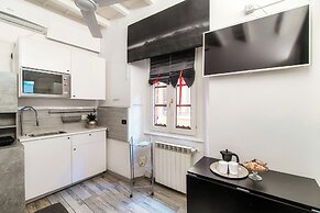 Chic apt near Duomo di Como