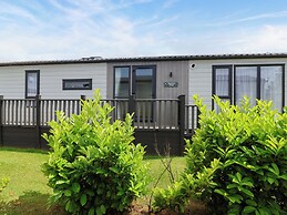 Hazelnut Lodge