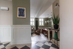 Drury Lane II by Onefinestay